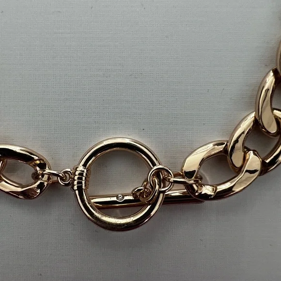 Never worn House of Harlow 1960 Gold Link Necklace - Picture 2 of 3